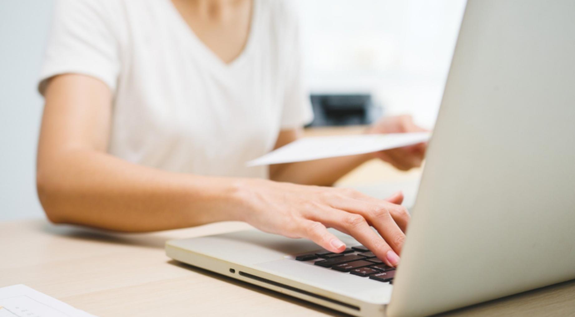 Digital tools for expense tracking and analysis